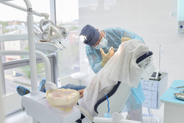 Best Emergency Tooth Extraction in Lake City, MN